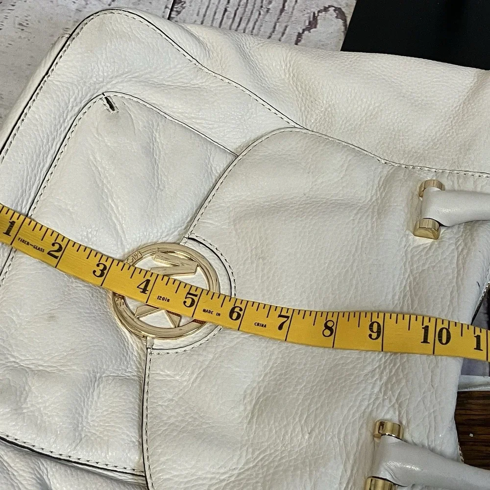 Michael‎ Kors Fulton Satchel Classic Style Pebbled Leather Mk Logo